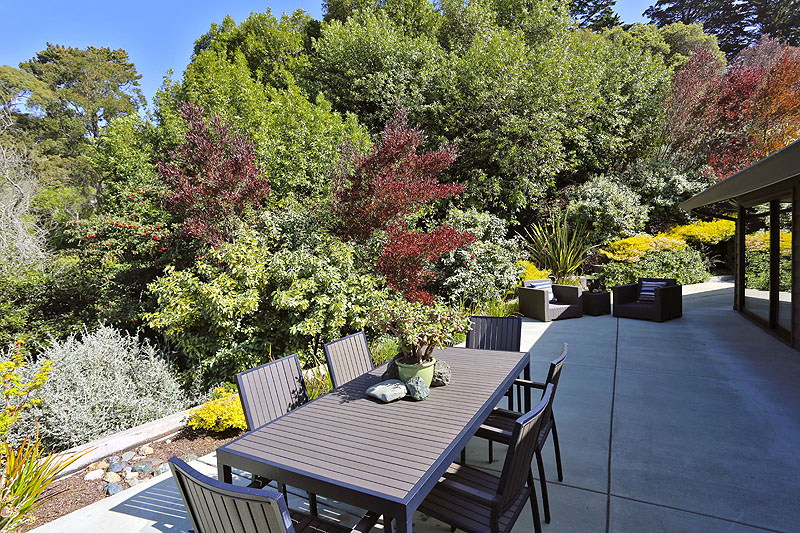 5871 Harbord Drive