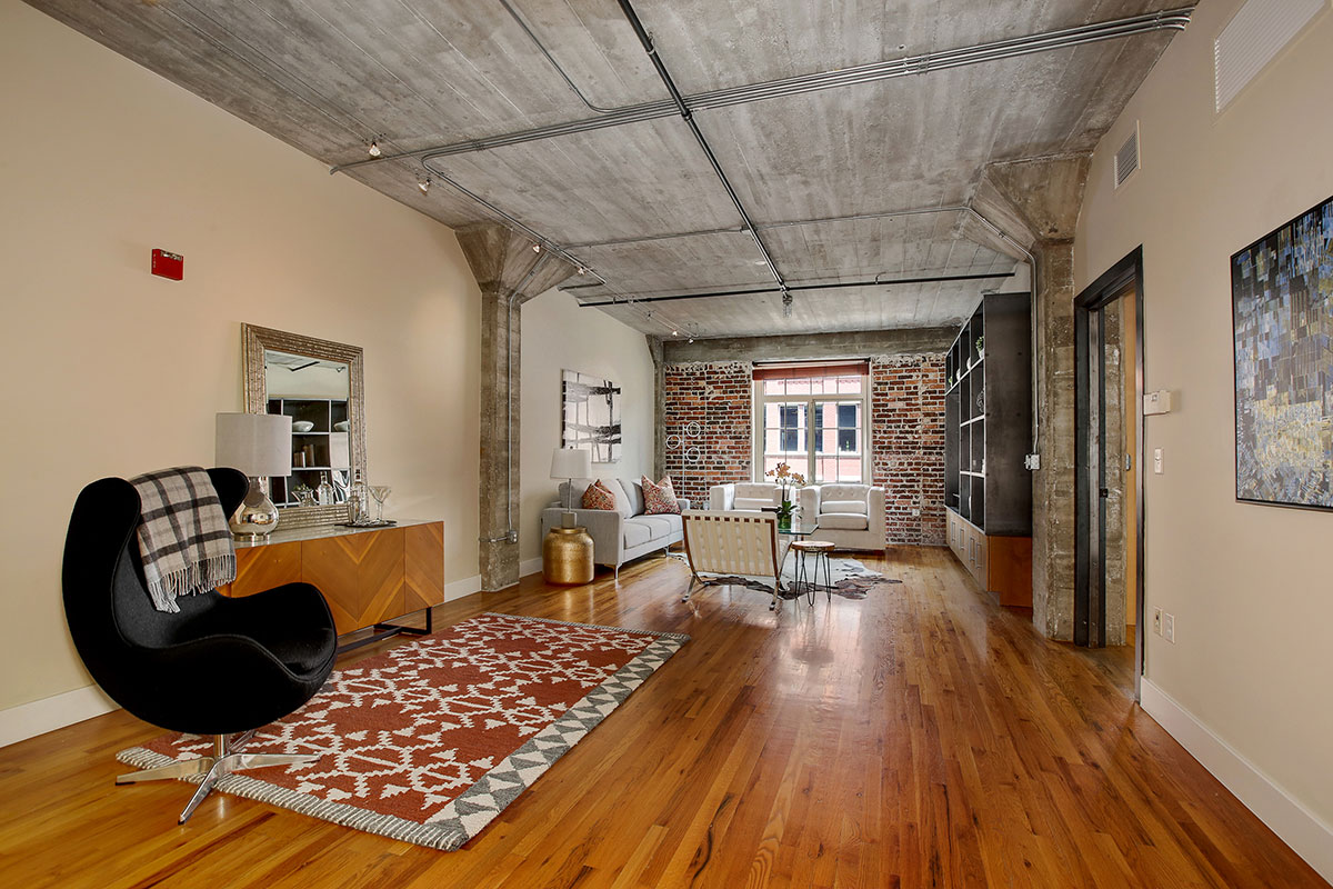 1449 Wynkoop