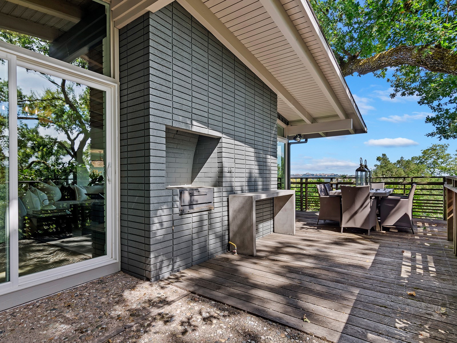 5871 Harbord Drive