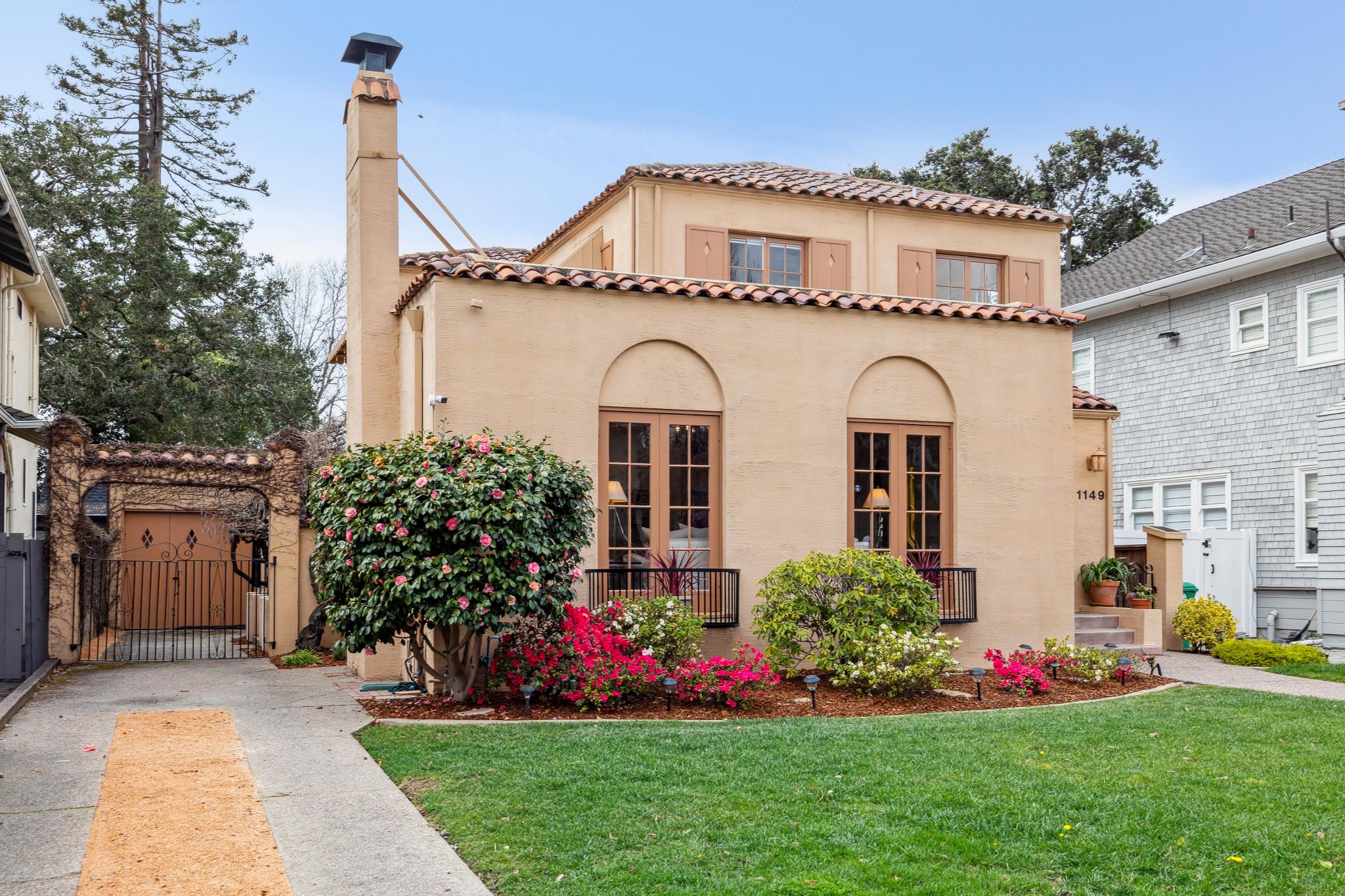 5871 Harbord Drive