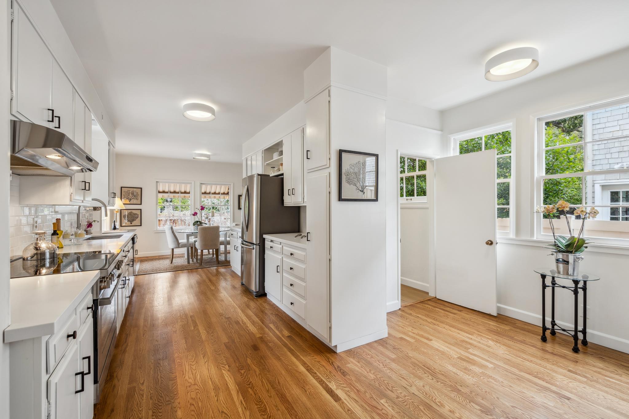 5871 Harbord Drive