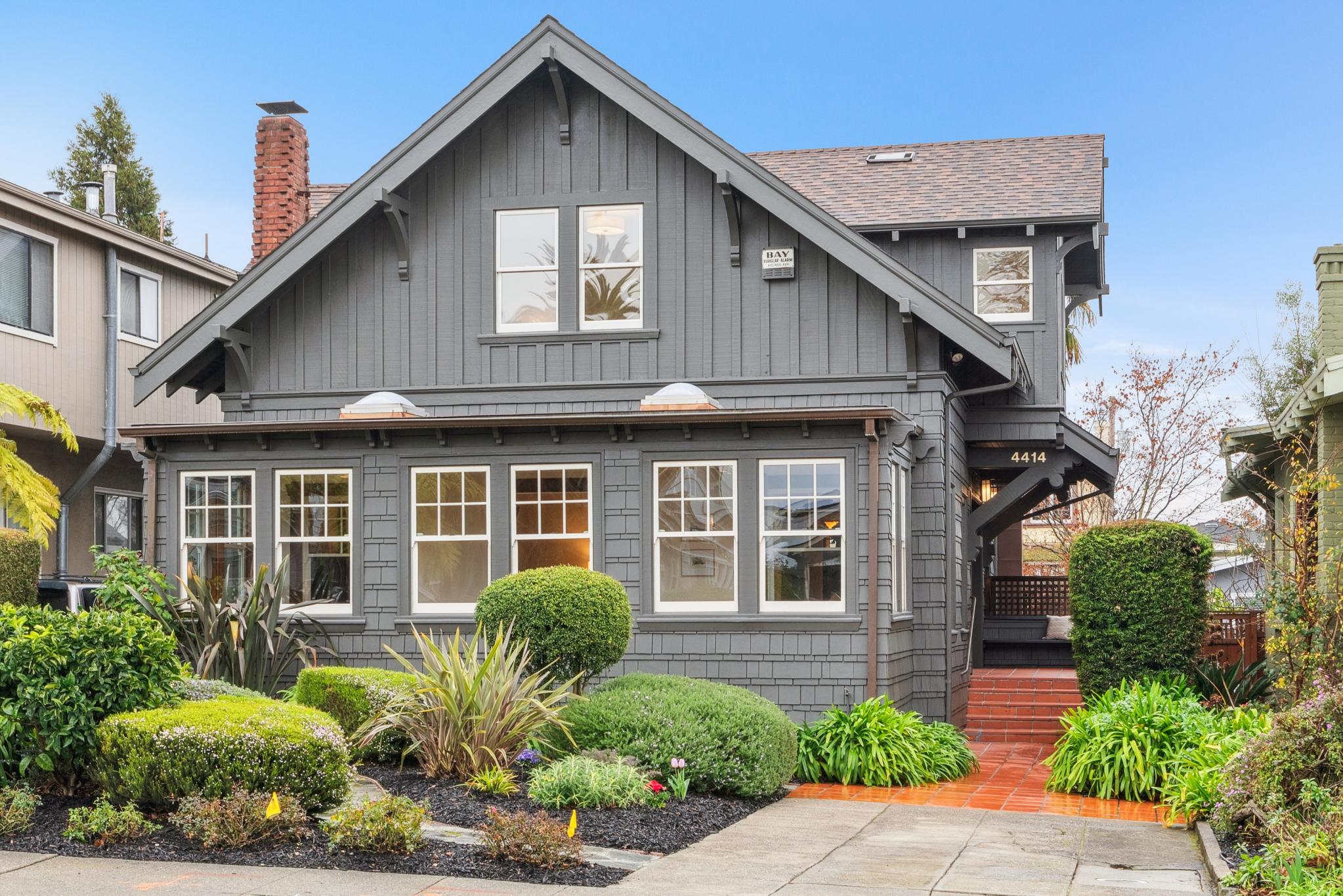 5871 Harbord Drive
