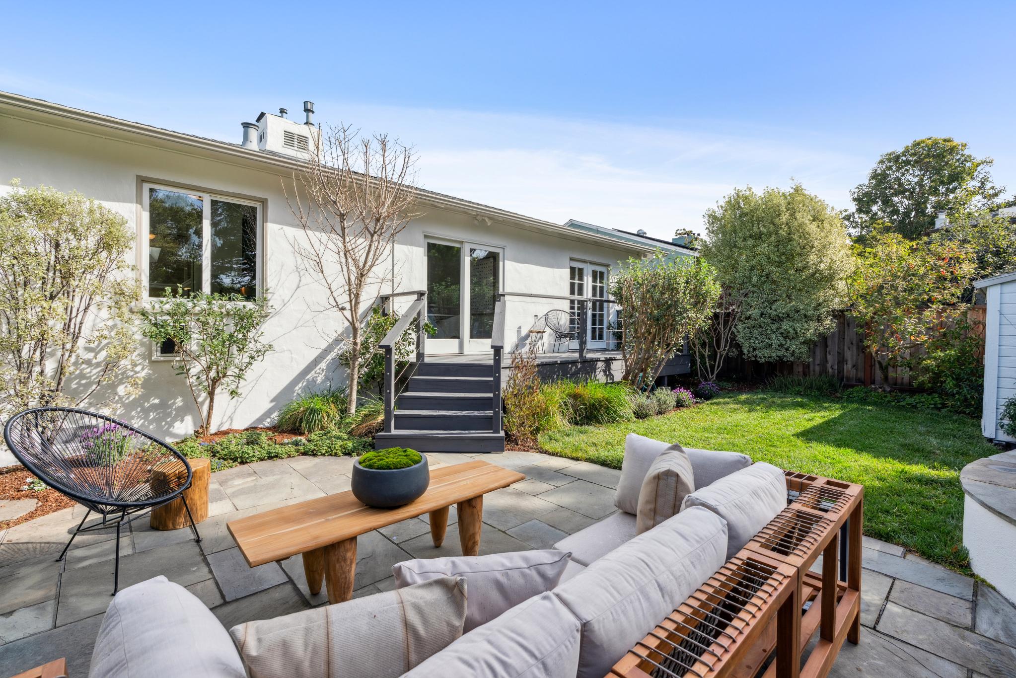 5871 Harbord Drive
