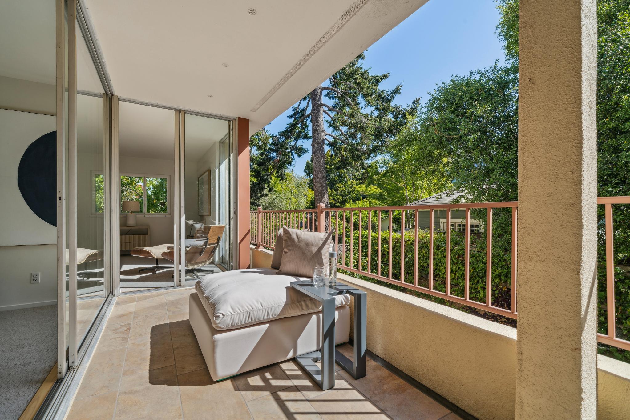 5871 Harbord Drive